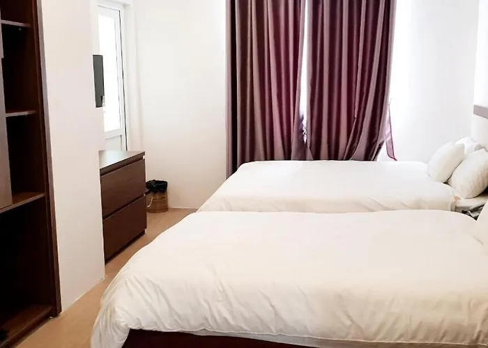 Lavenderhalonghotel 2* Ha Long